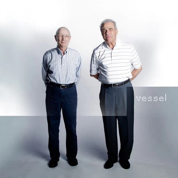 Vessel: CD - Image 2